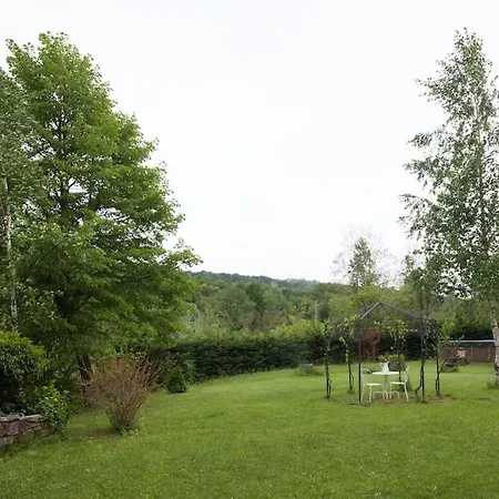 Hébergement de vacances A Bossolasco Con Piscina