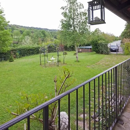Hébergement de vacances A Bossolasco Con Piscina *