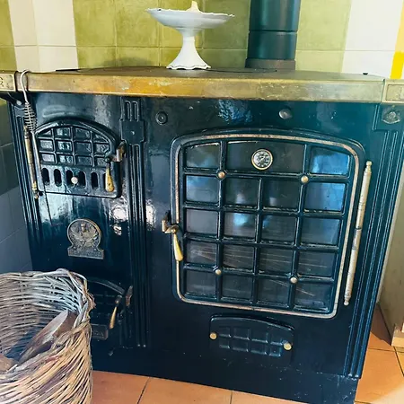 A Bossolasco Con Piscina بيت للعطل Niella Belbo