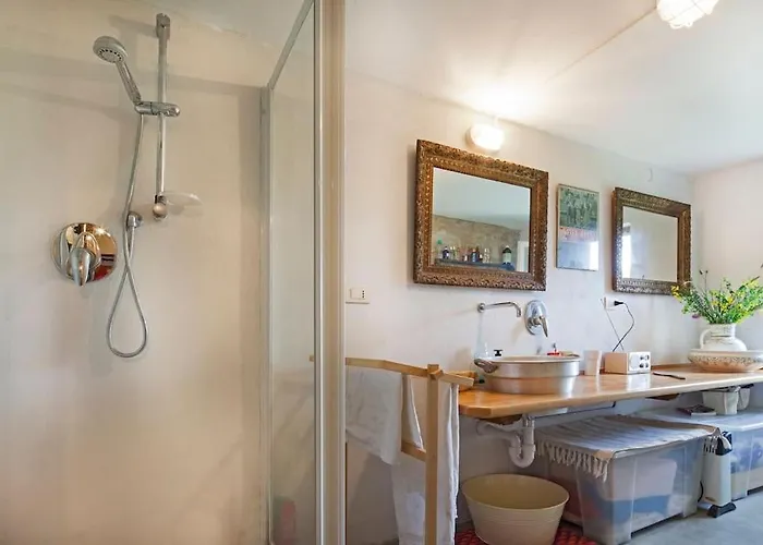 A Bossolasco Con Piscina Casa vacanze *